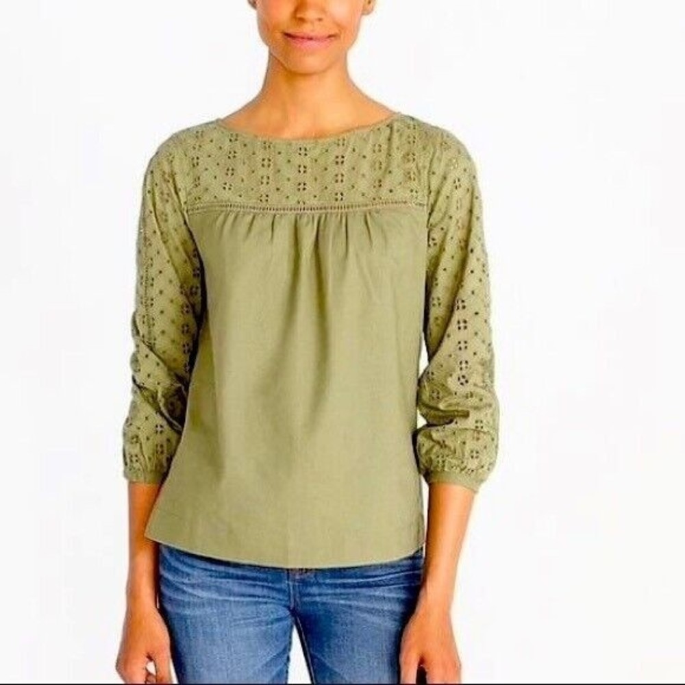 J CREW MERCANTILE  BLOUSE  SIZE XS  LONG SLEEVE LINEN EYELET DETAIL GREEN